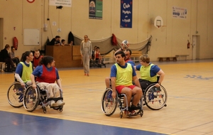 53452560dc21e_20140405HandFauteuil020.JPG